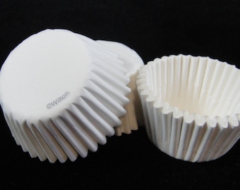 White Mini Cupcake Liners, Candy Cups, Mini Cupcakes, Candy Cups, Mini Baking Cups - Quantity 25