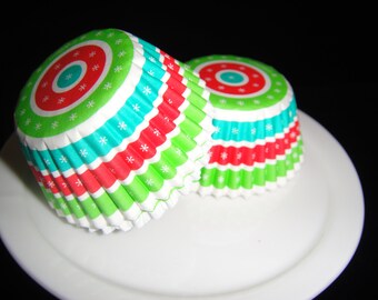 Christmas Circle Mini Cupcake Liners, Candy Cups, Truffle cups, Candy Papers, Christmas Candies, Mini Baking Cups - Quantity 25