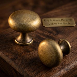 Antique Brass Cabinet Knobs , Rust-proof Kitchen Hardware , Zinc Alloy 1.14" Round Knobs