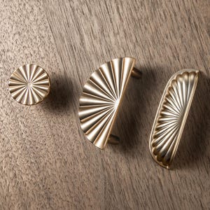 Champagne Gold Semi Circle Cabinet Pulls: Modern Drawer Handles