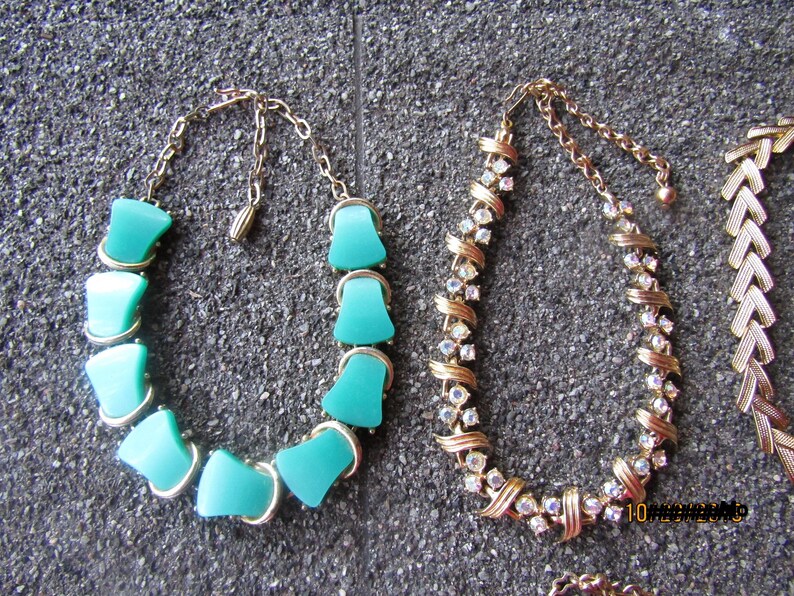 Set Decoration 12 Vintage Necklaces 60 70s Set Wardrobe 50s Vintage Necklace Lot Choker Necklaces