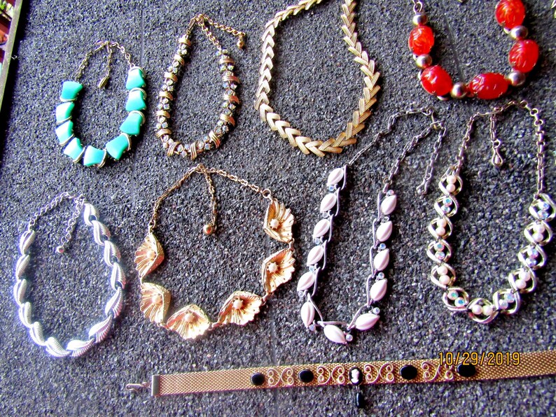 Set Decoration 12 Vintage Necklaces 60 70s Set Wardrobe 50s Vintage Necklace Lot Choker Necklaces