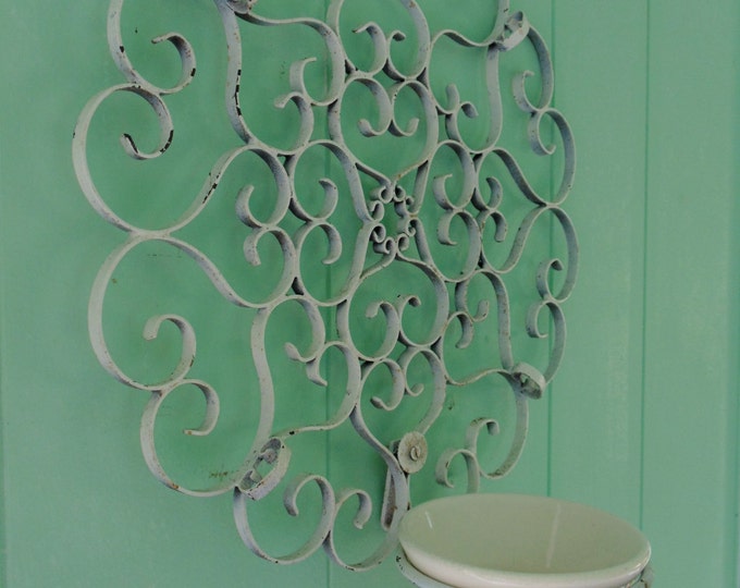 WROUGHT IRON Wire Wall Hanging Plant Holder Farm Fresh Chippy Etsy