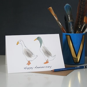 Carte d'anniversaire en forme de canard, finie à la main avec des plumes de Cluck Cluck