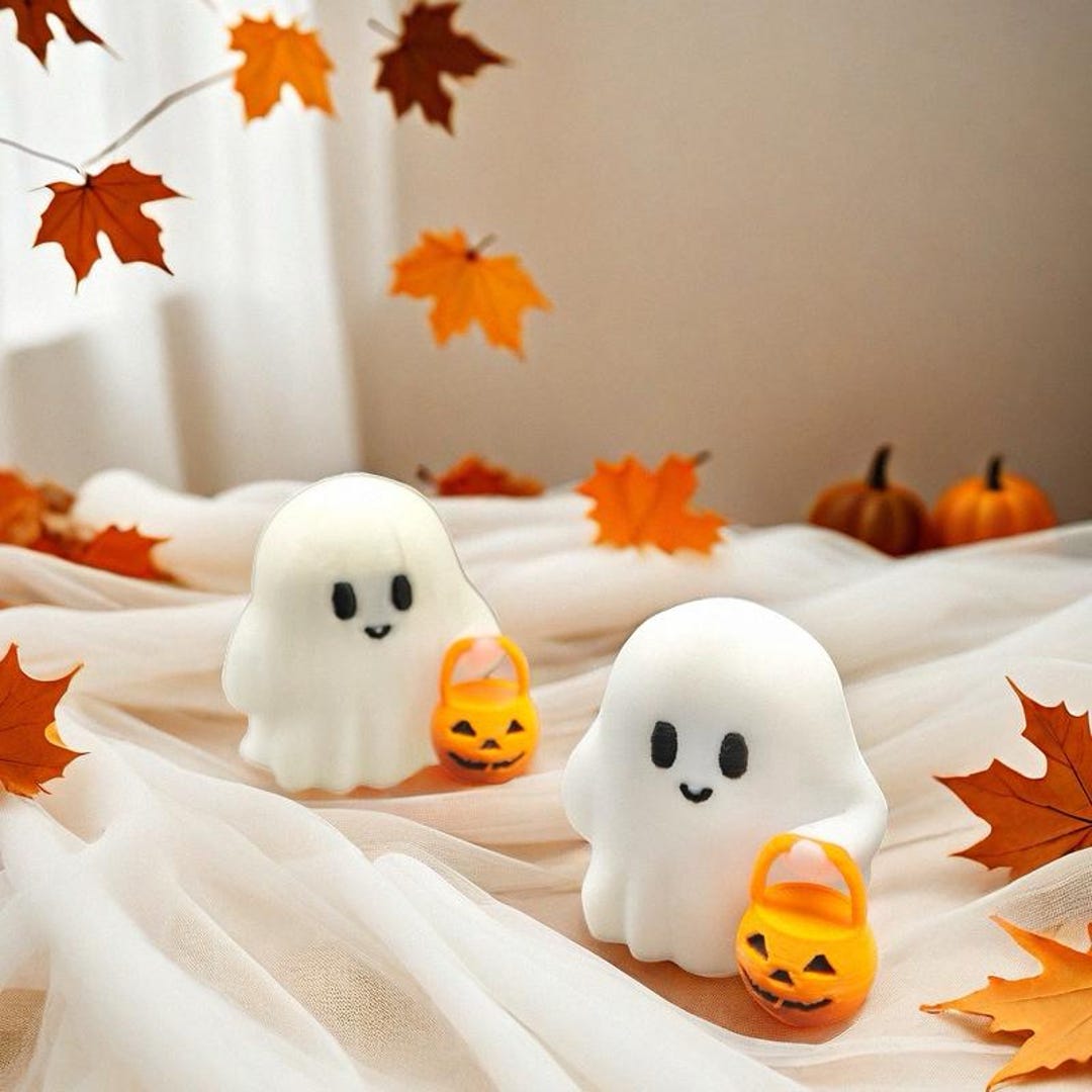 Mini Desk Ghost Cute Halloween Ghost,mini Figurine for Desk, Spooky Tabletop Decoration ...