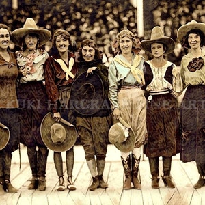 Pendleton Cowgirls Print: Vintage Rodeo Art, Historic West