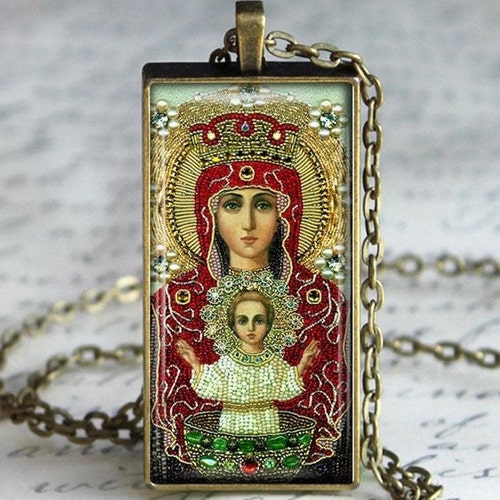 Collier icône orthodoxe Vierge Marie : pendentif religieux carreau de verre