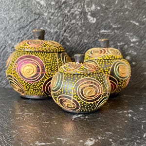 Set of 3 Hand Painted Coconut Shell Trinket Pots with Lids – Tribal Boho Decorative Containers