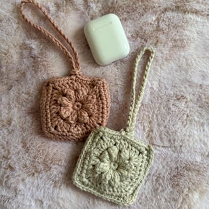 Crochet AirPod Case Cover with Loop – Boho Granny Square Style, Handmade Cotton AirPods Holder, Earbud Pouch, Gift for Her