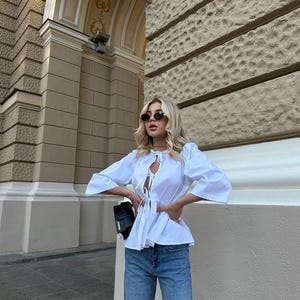 White Blouse for Women, Cotton Classic Shirt, Perfect for Summer, Light and Comfortable for Everyday Wear