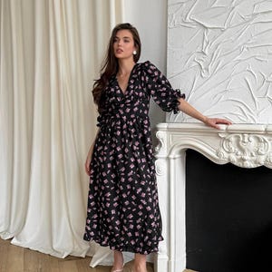 Elegant Floral Dress – Summer Cocktail Dress with Corset Fit, Perfect for Wedding Guests, Romantic Evenings, or Garden Parties