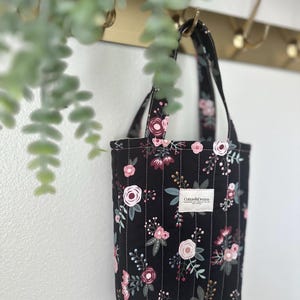 Small Quilted Tote Bag – Floral Cotton Bible Tote ,  – Handmade Small Purse with Pink Roses – Gift for Her