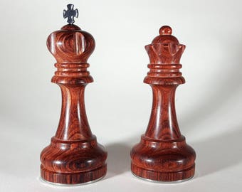 Anniversary Gift – King and Queen Chess Piece Set with Custom Engraving & Gift Box