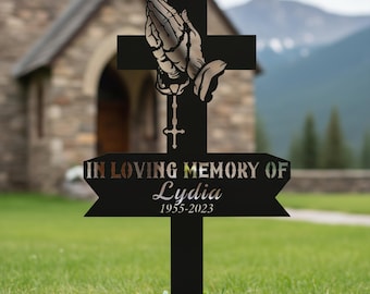 Cartello commemorativo personalizzato con croce e mani in preghiera, cartello con mani in preghiera, cartello commemorativo con croce, cartello in amorevole ricordo, decorazione commemorativa cristiana