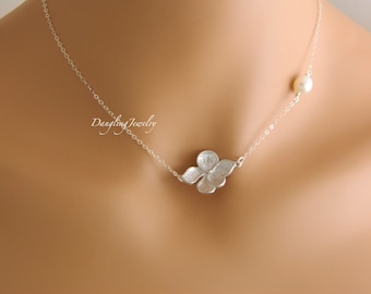 Bridesmaid Necklace, Elegant Pearl Necklace, Bridesmaid's Gift, Gift for Her, Hibiscus Necklace, Bridesmaid Jewelry