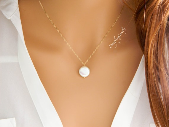 Single pearl necklace gold, June birthstone necklace, bridesmaid jewelry, layered necklace, mother necklace, simple, bridal gift idea