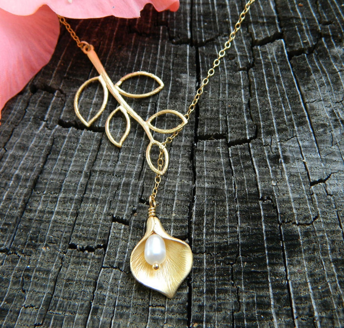GOLD Calla Lily Necklace Leaf Lariat Necklace Calla Lily Etsy