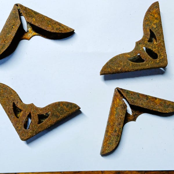 Rusty /Rusted Book Corners (Large)