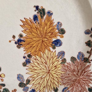 Antik Gien Terre de fer polykrom tallrik med blommotiv, shabby vintage, från Frankrike, sällsynt bild 7