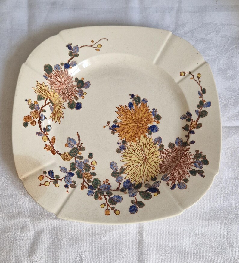 Antik Gien Terre de fer polykrom tallrik med blommotiv, shabby vintage, från Frankrike, sällsynt bild 4