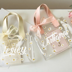 Flower Girl Proposal Gift Bag,Custom Daisy Gift Bag with Handles,Custom Gift for Flower Girl,Personalized Transparent Gift Bag with Ribbon