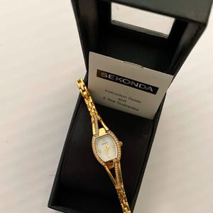 Vintage Sekonda Gold-Plated Women’s Watch with Crystal Accents | Boxed