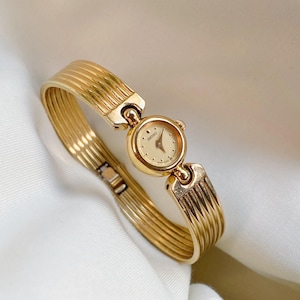 希少　SEIKO ゴールド　ブレスウォッチ　オールド　レディース　腕時計 Vintage womens seiko gold watch - Etsy 日本