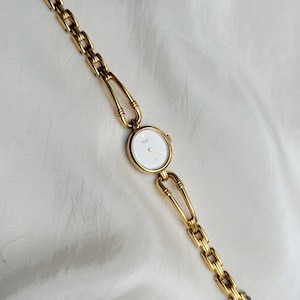Vintage Seiko guldpläterade klockor med rubinfärgade accenter, unika armbandsdesigner; Present till henne bild 6