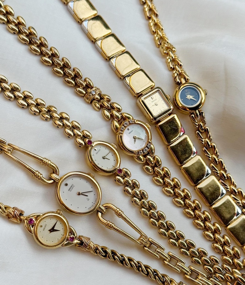Vintage Seiko guldpläterade klockor med rubinfärgade accenter, unika armbandsdesigner; Present till henne bild 1