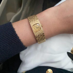 Vintage Sekonda Watch: Gold Plated Bracelet, 17 Jewels, Manual Wind watch