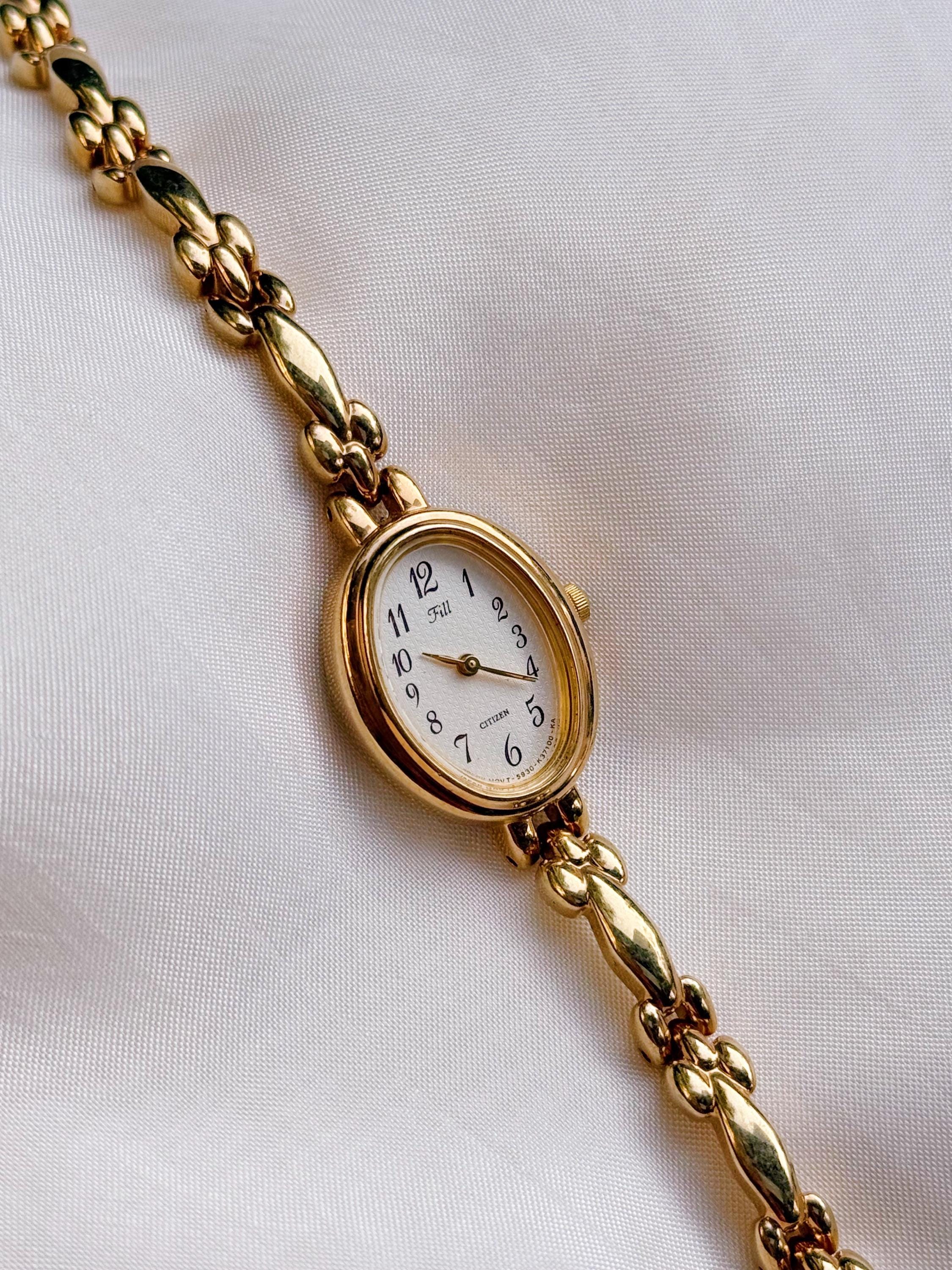 ladies dress watches gold 14K Yellow Gold Mother of Pearl Concord Watch main image 1