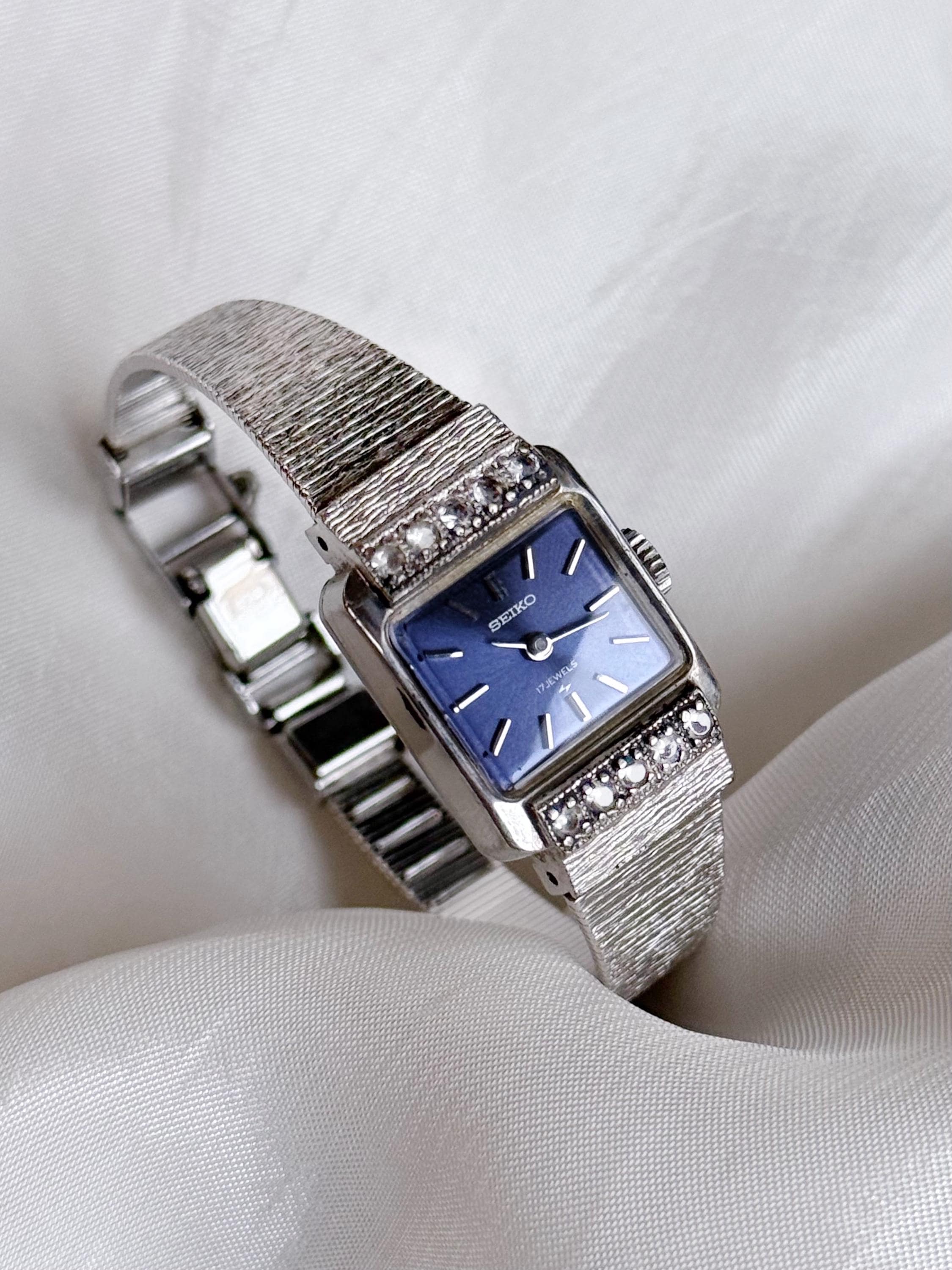 Seiko watch women blue dial - Etsy 日本