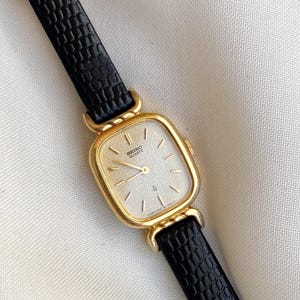 Seiko octagon watch women - Etsy 日本