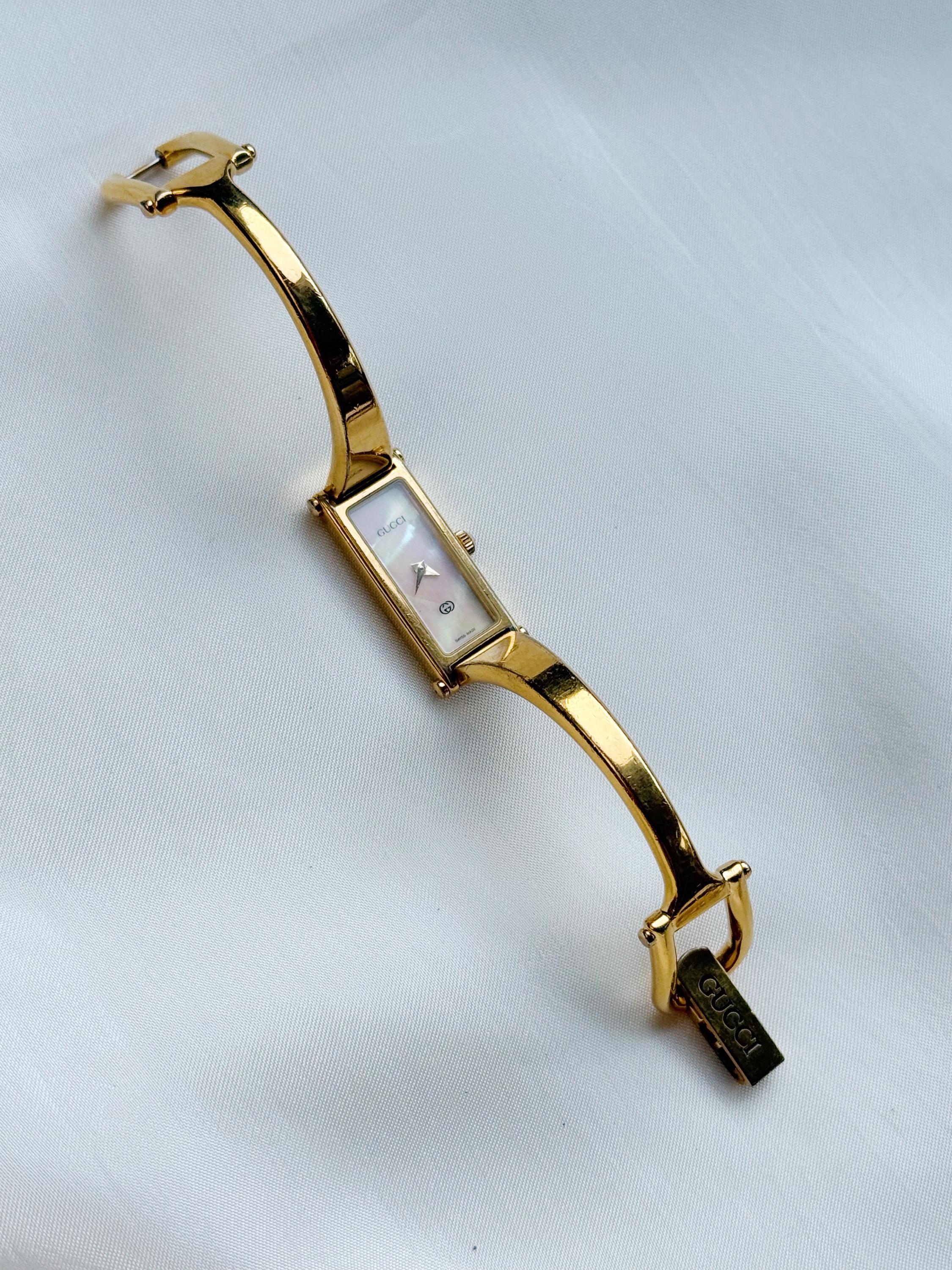 Vintage Gucci 90s Gold-plated 1500L Quartz Watch ; MOP & Black