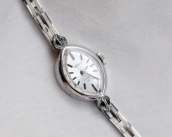 Vintage Seiko silver mechanical wind Watch for women