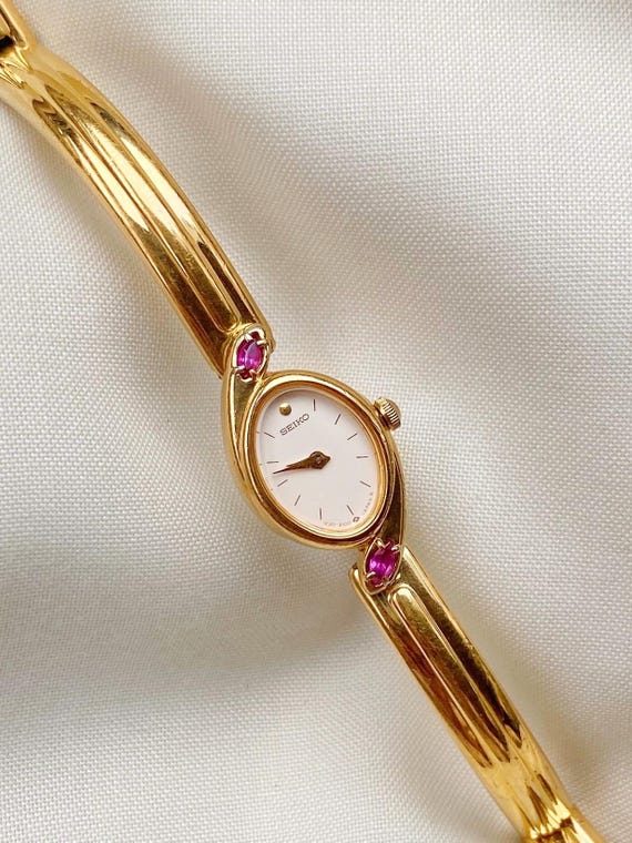 RARE Vintage 1990s Seiko Gold-plated Bangle Watch With Rubies - Etsy
