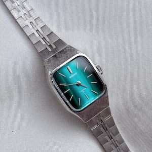 Vintage Rare Seiko Green dial silver Watch for women; Mechanical wind