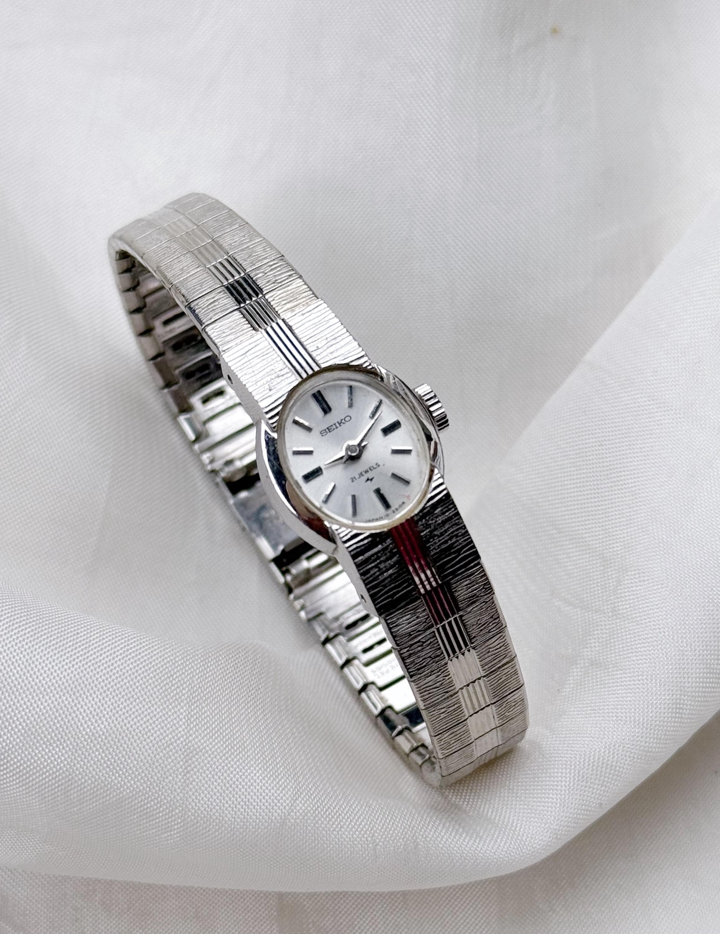 Vintage silver seiko watch women - Etsy 日本