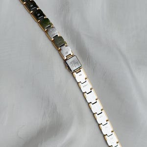 Vintage Seiko guldpläterade klockor med rubinfärgade accenter, unika armbandsdesigner; Present till henne bild 4
