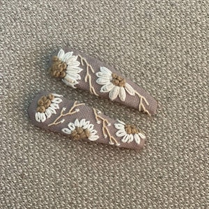 Embroidered Hair clip, Pack of 2 Hair Clips Hand Embroidery Clip, hair clip for girl Hand Embroidered Flower Hair Clip Hair Clip For Women