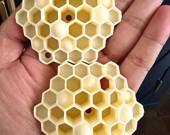 Wasp Deterrent Nest Decoy (Don't Pay For Fumigation) Promote Bird Sightings