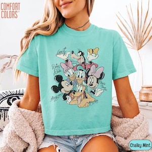 Comfort Colors® Retro Musse Pigg och vänner Disney boxig skjorta, Disneyland familjeresa kort t-shirt, Disney semester sommartröjor bild 4