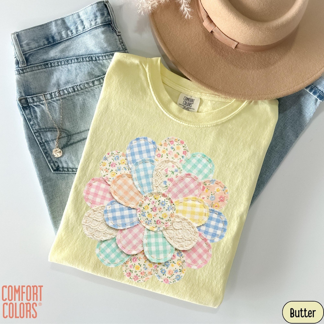 Comfort Colors® Faux Quilted Patchwork Daisy Shirt Floral Graphic