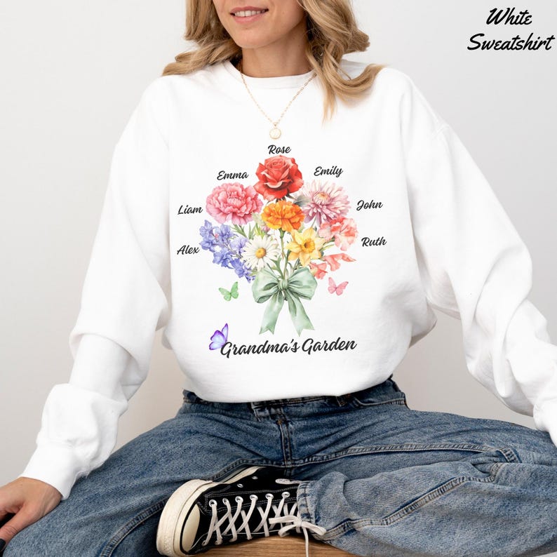 Maglietta con fiori di nascita Comfort Colors, fiori di nascita personalizzati con nomi per bambini, maglietta con il giardino della nonna, regalo di Natale per la mamma immagine 5