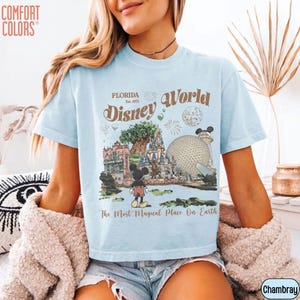 Comfort Colors® Retro Disneyland Boxy T-shirt, Happiest Place Disney Crop Top, Vintage Mickey Crop Top, Retro Aquarel Disney T-shirt, Disneyskjorta bild 6