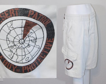 1990s White Bugle Boy Cargo Shorts // Size 34