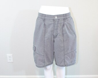 1990s Bugle Boy Gray Cargo Shorts // Size 33