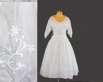 1950s White Embroidered Dress and Bolero Set // Extra Small