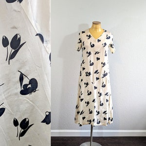 1930s Cream Silk Tulip Print Dress // Small