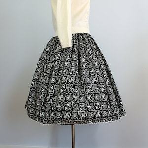 1950s Novelty Deer Print Skirt // Size XS // Folk Print Circle Skirt